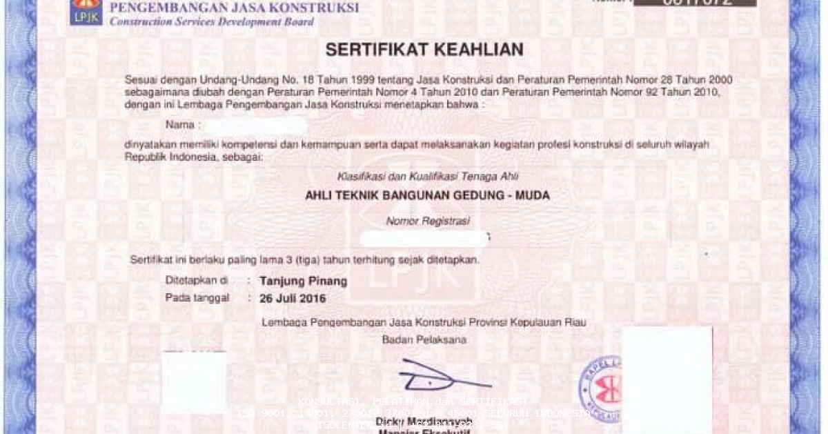 Sertifikat Keahlian: Pentingnya Bukti Kemampuan di Bidang Profesional